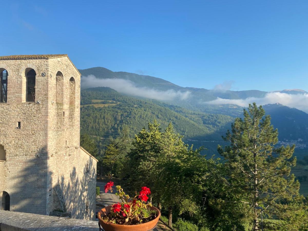 Il Tripode - Le Dimore Del Bordone Vallo di Nera Exteriör bild