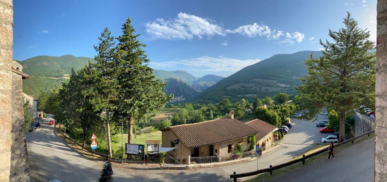 Il Tripode - Le Dimore Del Bordone Vallo di Nera Exteriör bild